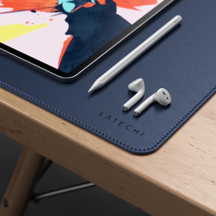 Actual product image Satechi Deskmate (Wide)
