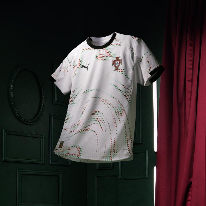 Actual product image Puma FPF Away Jersey Replica Jr (164)