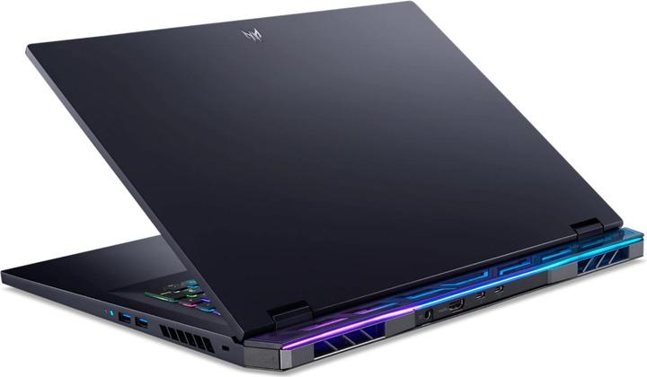 Produktbild Acer Predator Helios 18 (18", Intel Core i7-13700HX, 32 GB, 2000 GB, CH)