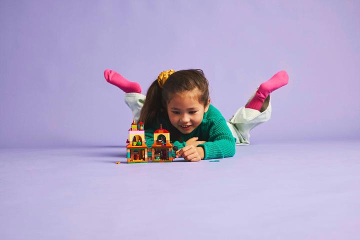 Produktbild LEGO Encanto Mini-Haus (43261, LEGO Disney)