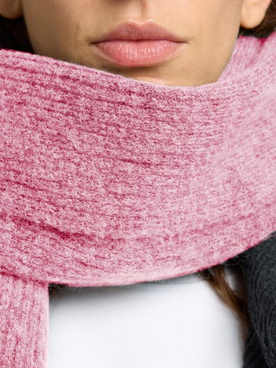 Actual product image Selected Femme Merino wool scarf