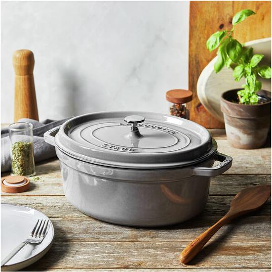 Productafbeelding Staub Cocotte (31 cm, Braadpan + kasserol, Gietijzer)
