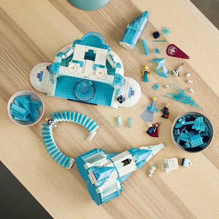Produktbild LEGO Der Eispalast (43197, LEGO Seltene Sets)