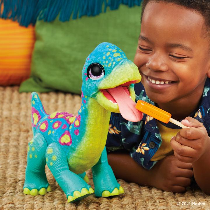 Actual product image FurReal Snackin’ Sam the Bronto (33 cm)