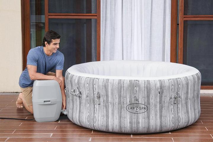Actual product image Bestway Lay-Z-Spa® 71 x 26/1.80m x 66cm Fiji (4 pers.)