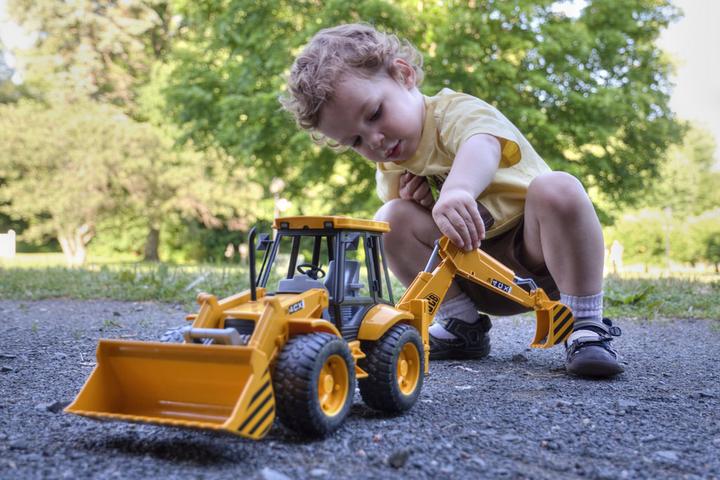 Actual product image Bruder Jcb 4cx