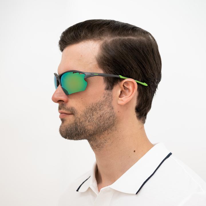 Immagine prodotto Invu Tahoe (Grigio Opaco, Rubb. Verde, Grigio Opaco, Rubb. Verde)