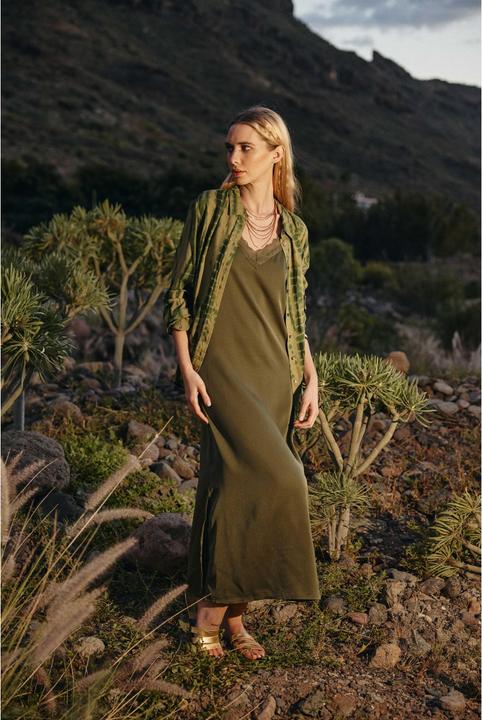 Actual product image La Petite Étoile woman's shirt jana (38)