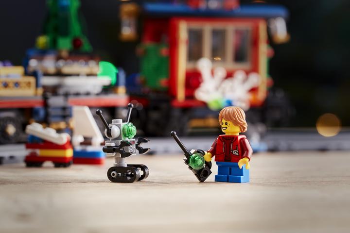 Produktbild LEGO Creator Festlicher Weihnachtszug (10254, LEGO Creator Expert)