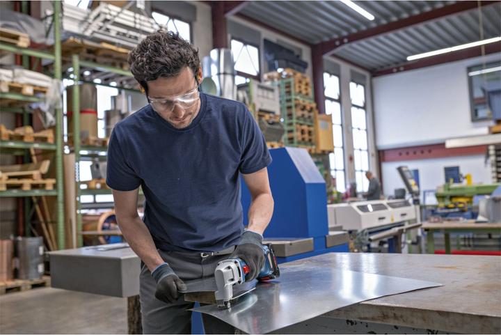 Immagine prodotto Bosch Professional GSC 18V-16 E