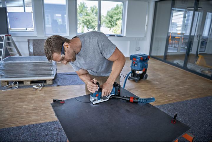 Actual product image Bosch Professional GST 18V-155 SC