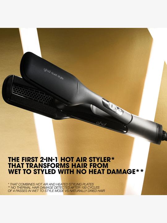 Actual product image ghd X-MAS Washbag