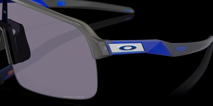 Actual product image Oakley Sutro Lite (matte grey smoke, Prizm Grey)