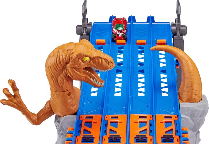 Actual product image Zuru Metal Machines - Playset - 4 Lane Raptor Attack Set (6740)