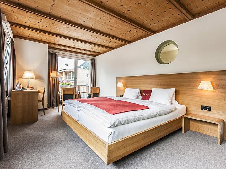 Produktbild Smartbox Romantik im Engadin: 1 Übernachtung mit Spa und 4-Gänge-Dinner für 2 (2 Pers.)