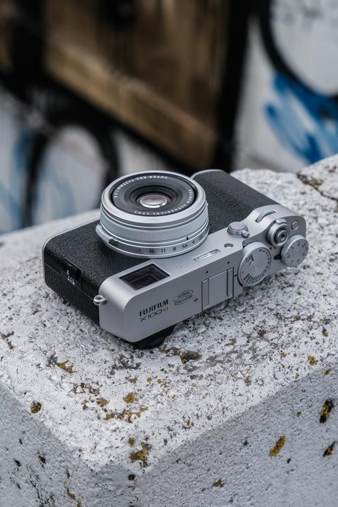 Productafbeelding Fujifilm X100VI (23 mm, 40.20 Mpx, APS-C / DX)