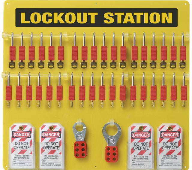 Actual product image Brady Lockout - board - 36 persons, acrylic, yellow, 546 x 597 mm, labelling: LOCKOUT STATION (ohn