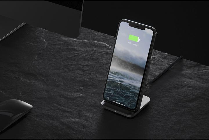 Actual product image Nomad Base Station Stand V2 (10 W)