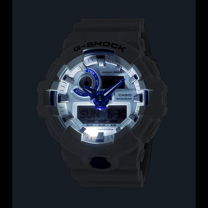 Actual product image Casio GA-700HDS-7AER (Chronograph, Diving watch, Digital watch, 53 mm)
