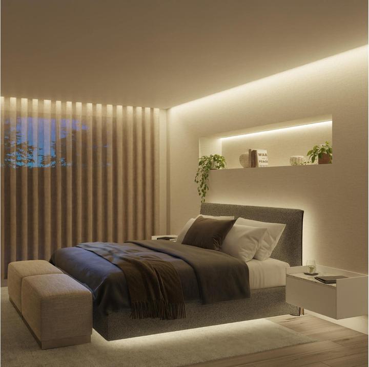 Actual product image Philips Hue Lightstrip Solo (Multicoloured, 1000 cm, Indoor)