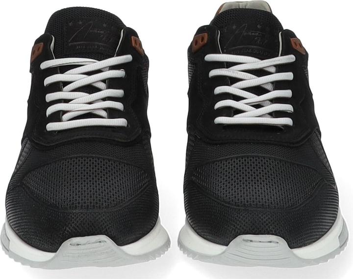 Actual product image Bullboxer Sneaker (42)