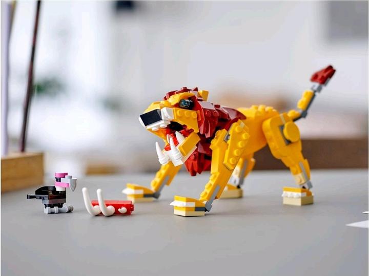 Actual product image LEGO Wild Lion (31112, LEGO Creator 3-in-1)