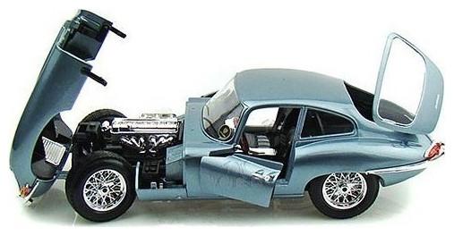 Actual product image Bburago Jaguar E Coupe