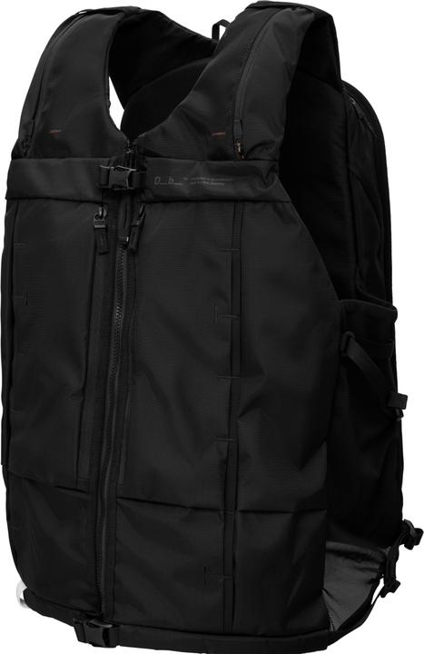 Actual product image D_b_ Snow Pro Vest (8 l)