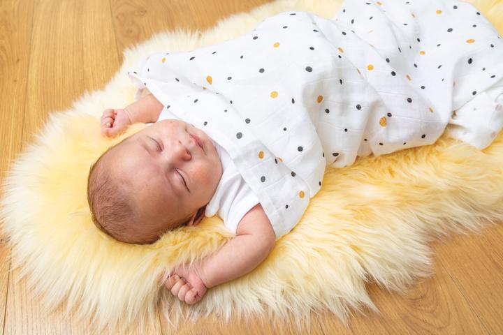 Actual product image Zewi medically tanned unshorn 89 lambskin (90 cm)