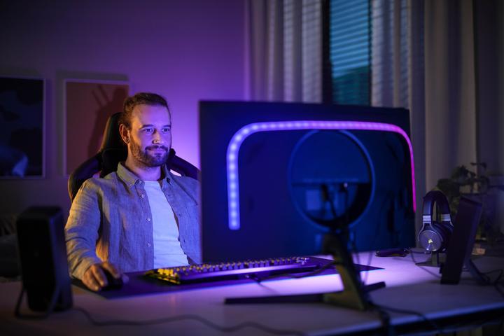 Produktbild Philips Hue Play Gradient inkl. Bridge (Mehrfarbig, 116.50 cm, Indoor)