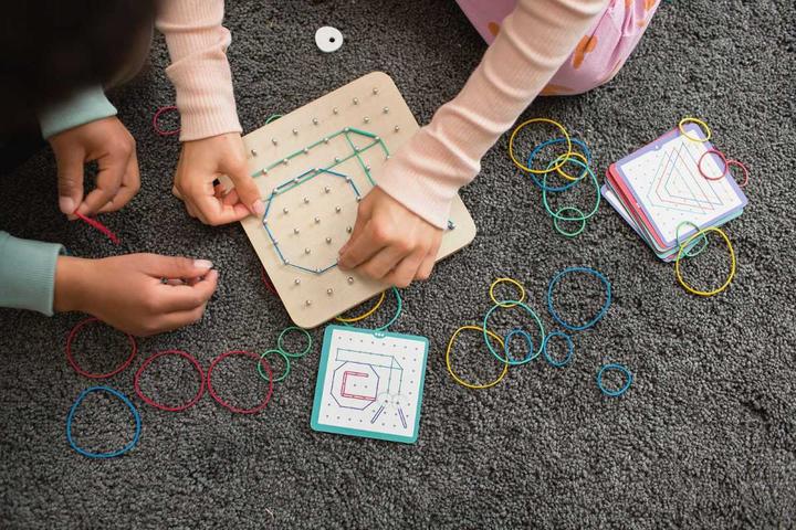 Immagine prodotto BS Geoboard (Tedesco, Francese, Italiano, Inglese)