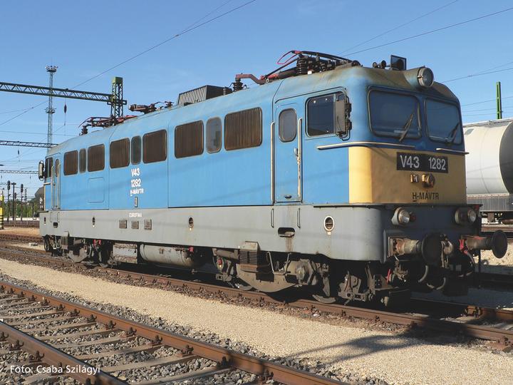 Immagine prodotto Piko Locomotiva elettrica BR V 43 MAV VI, AC (Traccia H0)