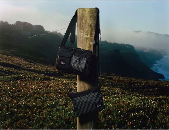 Actual product image Long Weekend Santa Fe Shoulder Bag 3L Black (Camera shoulder bag, 3 l)