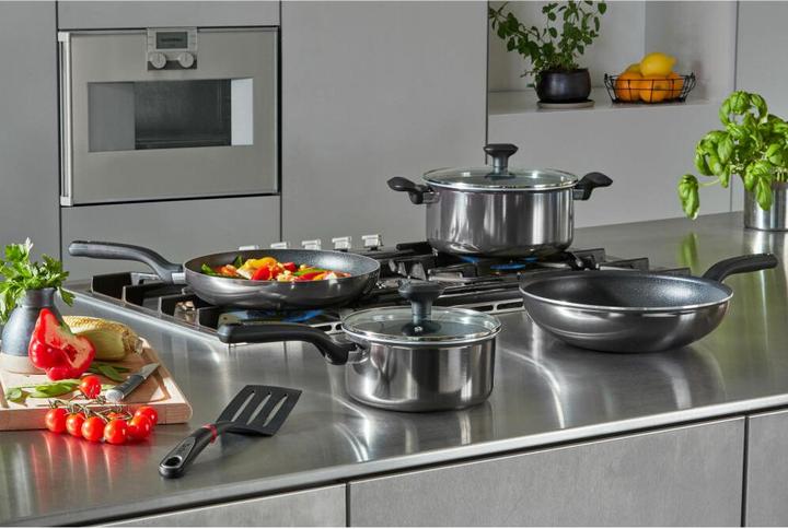 Actual product image Tefal Resist (20 cm, Frying pan, Aluminium)