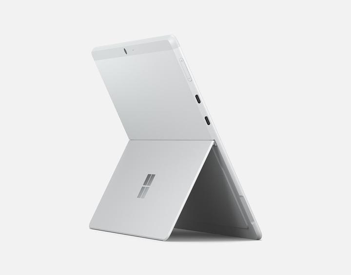 Produktbild Microsoft Surface Pro X (13", Microsoft SQ2, 16 GB, 512 GB)