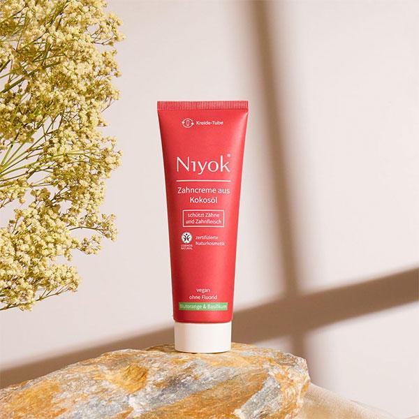 Produktbild Niyok Zahncreme Kokosöl Blutorange & Basilikum 75 ml (75 ml)