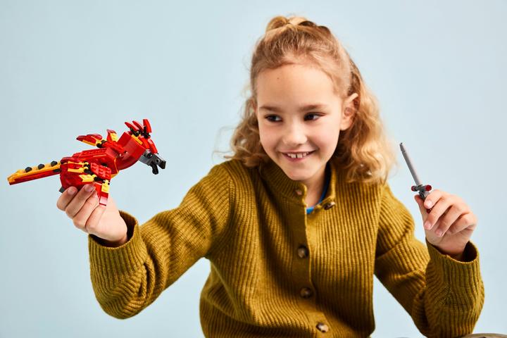 Actual product image LEGO Fawkes: Dumbledores Phönix (76448, LEGO Harry Potter)