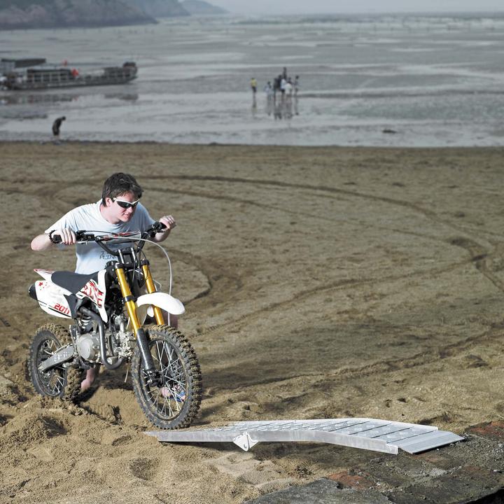 Actual product image Wiltec 2x folding loading ramp scooter ramp ATV Quad portable aluminium 228cm 1360kg (90x11 inches 3000lbs)