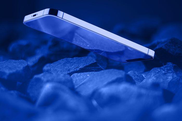 Actual product image Cellularline Impact Glass Curved (1 Piece, Samsung Galaxy S23 Ultra)