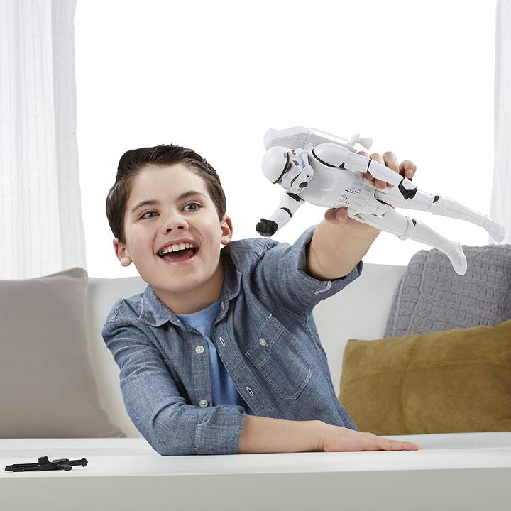 Produktbild Hasbro Star Wars Rogue One Interaktiver Imperialer Stormtrooper DE
