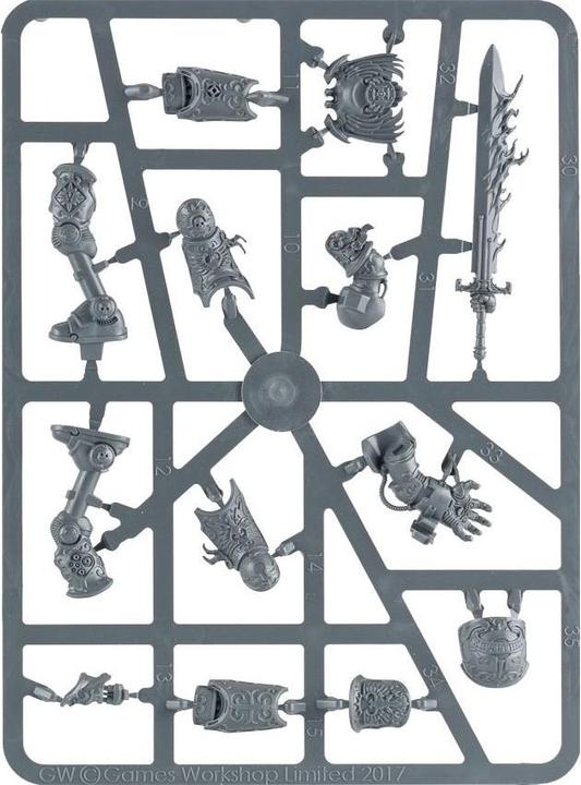 Actual product image Games Workshop Warhammer 40k - Ultramarines Roboute Guilliman (Plastic)