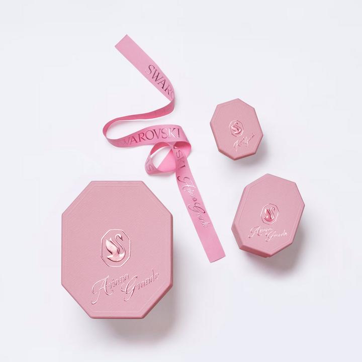 Actual product image Swarovski x Ariana Grande Drop Ohrhänger Kristallperle Verschiedene Schliffe Weiss Rhodiniert (Swarovski Metal)