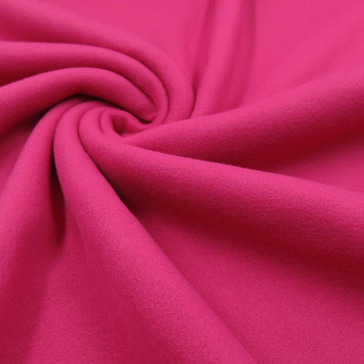 Rose foncé