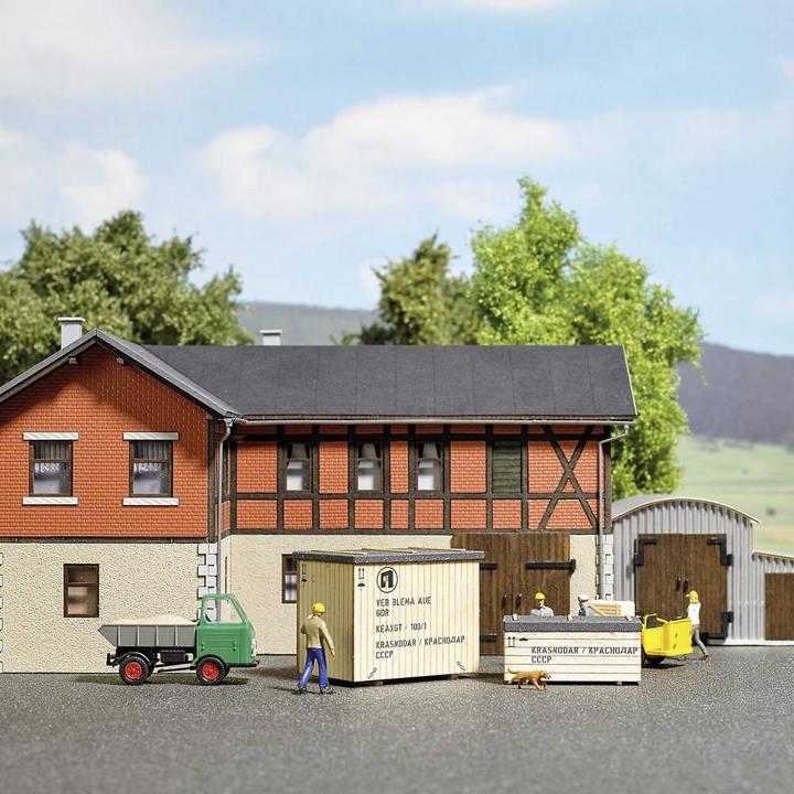 Produktbild Busch H0 Maschinenkisten Ost, 2er