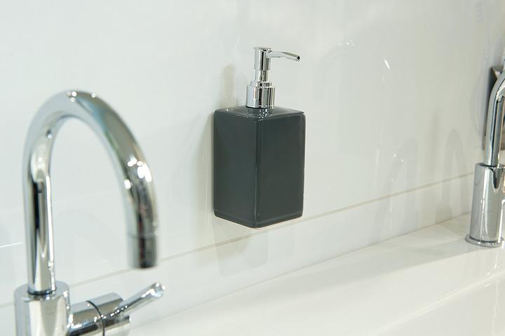 Image du produit tesa Powerbond MIRROR ruban de montage double face pour miroir (38 mm)