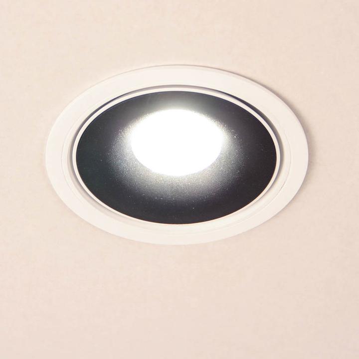 Produktbild Licht-Trend Santa Schwarz (810 lm)