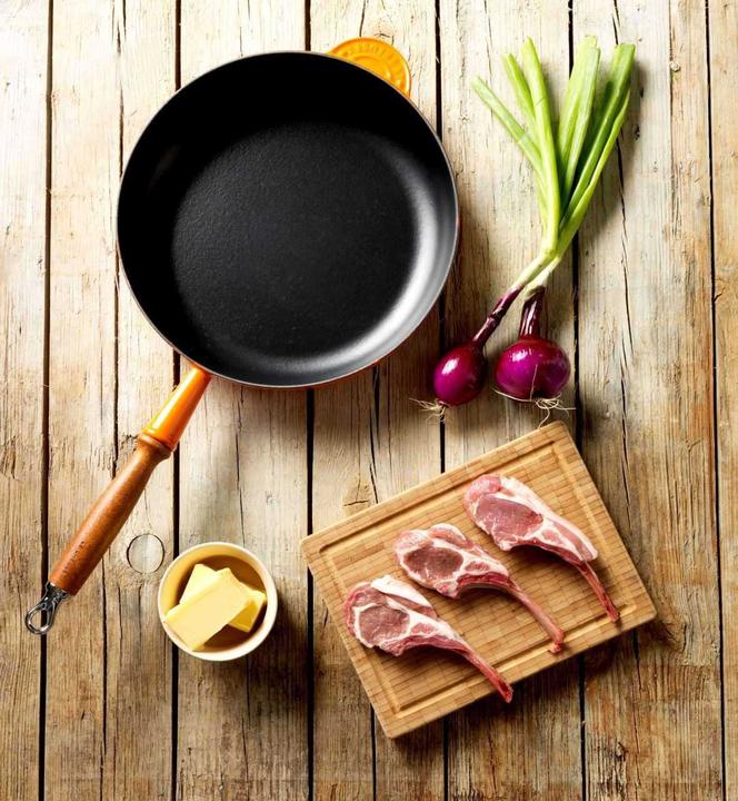Image du produit Le Creuset Signature (28 cm, Poêle à frire, Fonte)