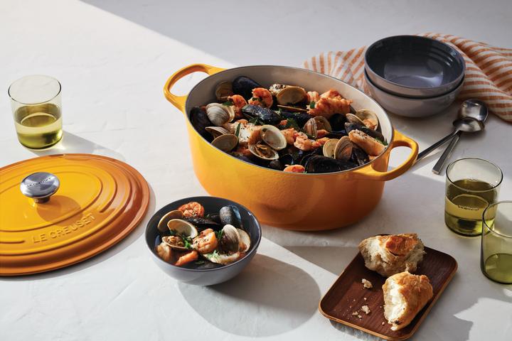 Image du produit Le Creuset Cocotte Signature ovale 31 cm Nectar (31 cm, Cocotte + faitout, Fonte)
