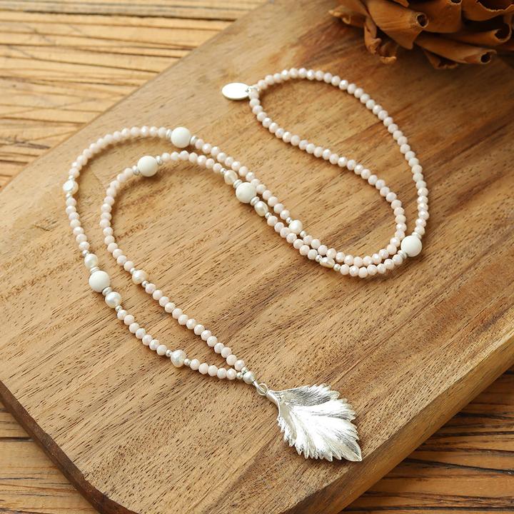 Actual product image Andreani Necklace with leaf pendant made from genuine pink freshwater pearls with glass (Glass)