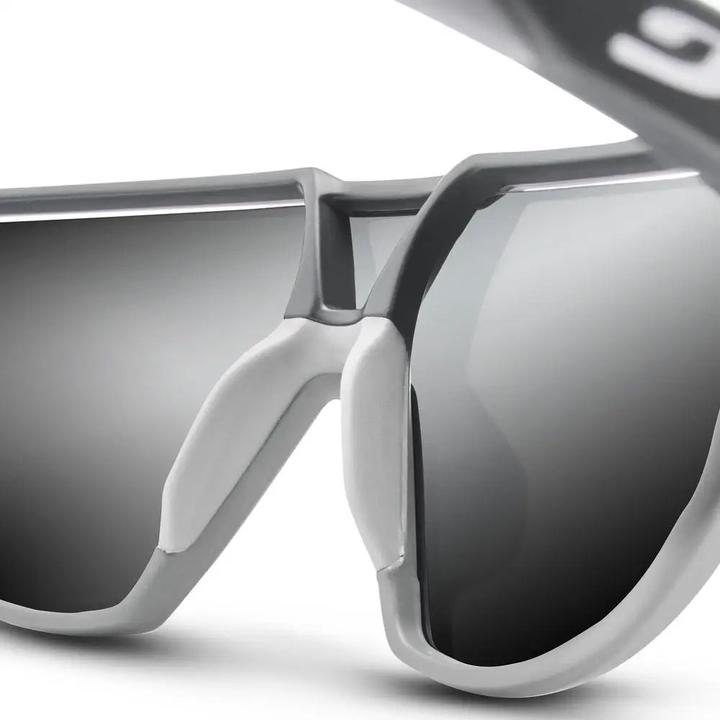 Actual product image Julbo Fury - Reactiv 0-3 (translucent light blue, Light blue, matt light blue, Transparent LIGHT BLUE)